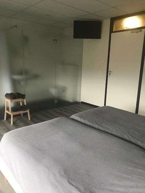 Rogat Hotel De Raket מראה חיצוני תמונה
