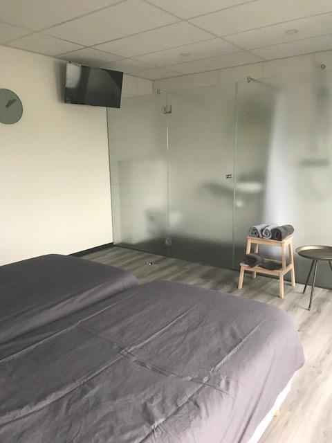 Rogat Hotel De Raket מראה חיצוני תמונה